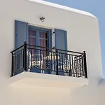 Διαμέρισμα Panos Parikia