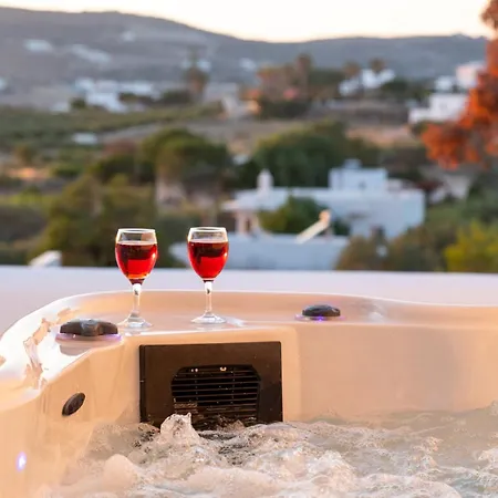 Panos Parikia * Parikia (Paros)