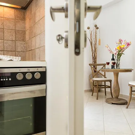 Panos Parikia Appartamento *