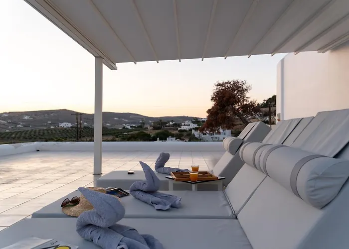 Panos Parikia Πάρος