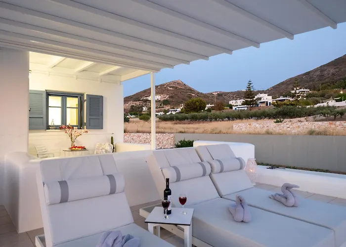 Panos Parikia Πάρος