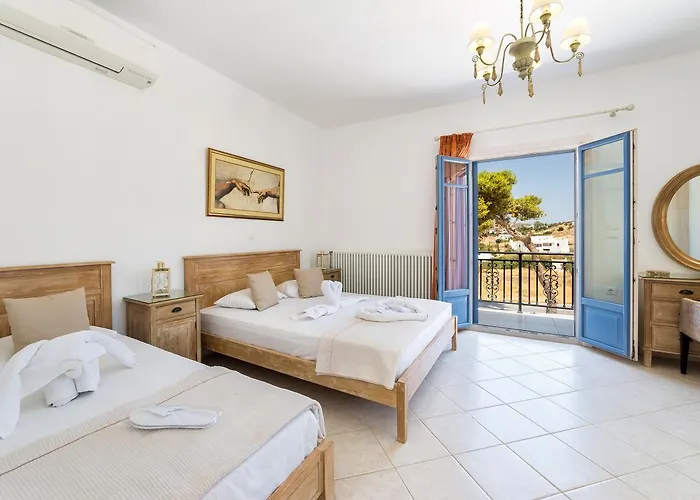 Panos Parikia Apartment