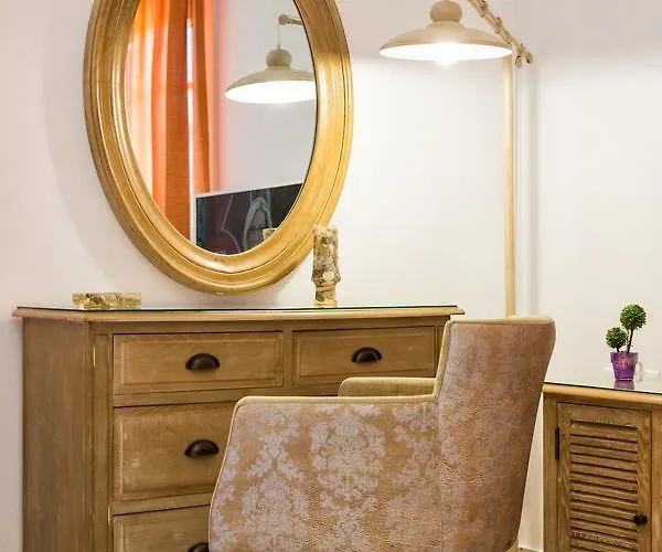 Διαμέρισμα Panos Parikia *