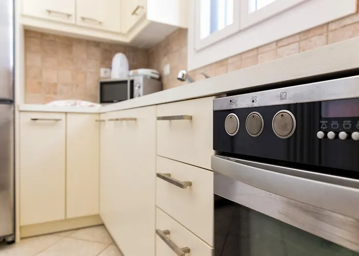 Panos Parikia Πάρος