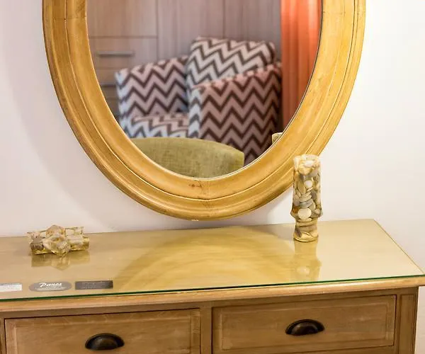 Διαμέρισμα Panos Parikia